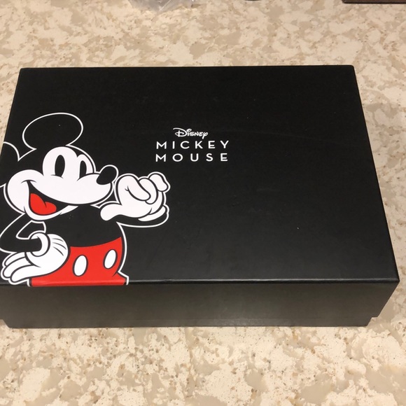 Disney Mickey Mouse Fuzzy Mini backpack gift set - Picture 2 of 12